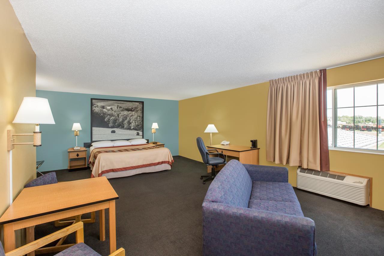 Super 8 By Wyndham Clarinda Motel Ngoại thất bức ảnh